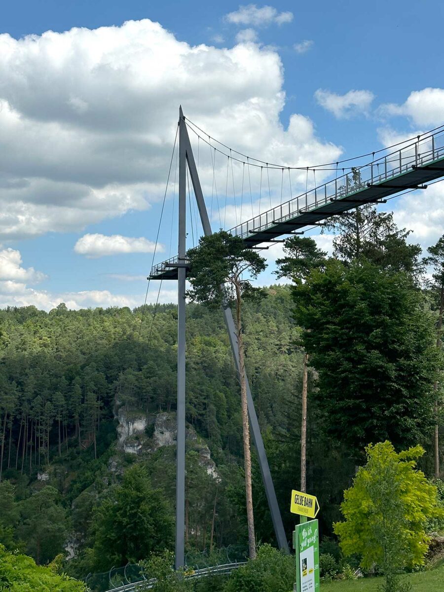 Auf dem Skywalk in Pottenstein